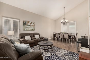 4616 Summerhaven Dr, Phoenix, AZ 85044