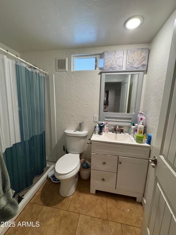 4617 8th St, Phoenix, AZ 85040