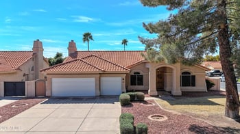 4617 Acoma Dr, Phoenix, AZ 85032