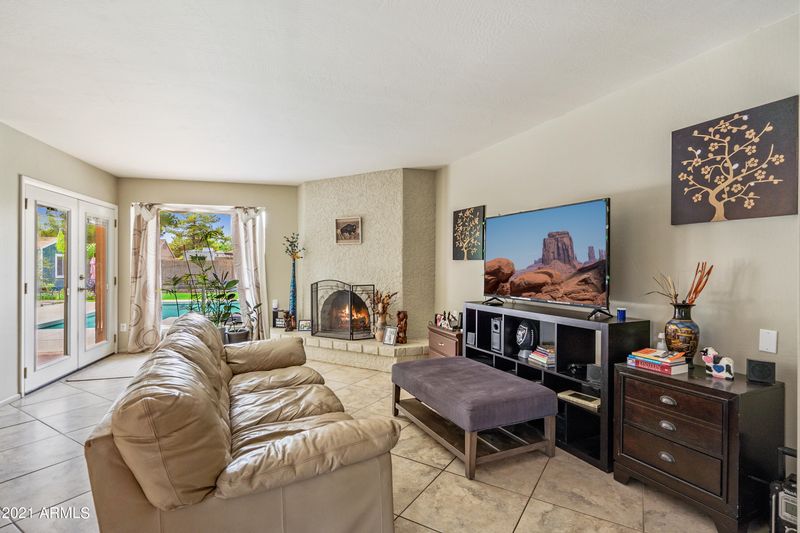 4617 E Janice Way, Phoenix, AZ 85032