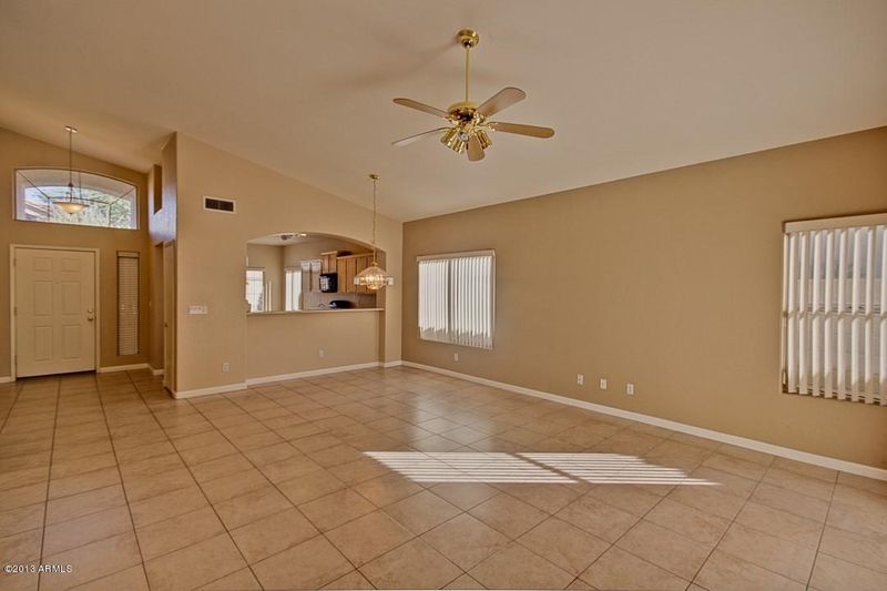 4617 E Villa Rita Dr, Phoenix, AZ 85032