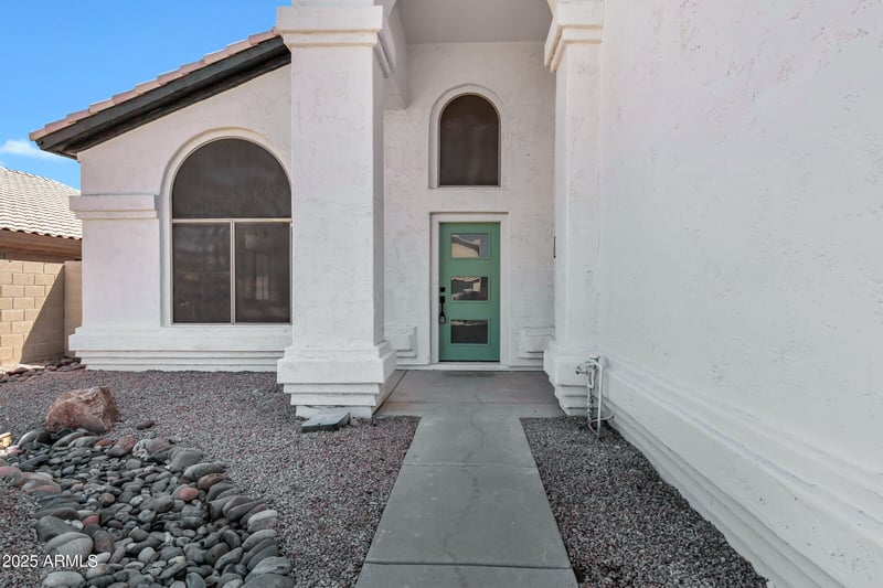 4617 Goldfinch Gate Ln, Phoenix, AZ 85044