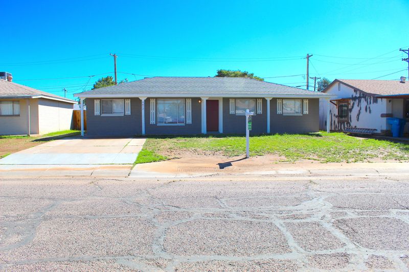 4617 N 48th Dr, Phoenix, AZ 85031