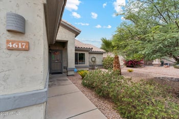 4617 Summerhaven Dr, Phoenix, AZ 85044