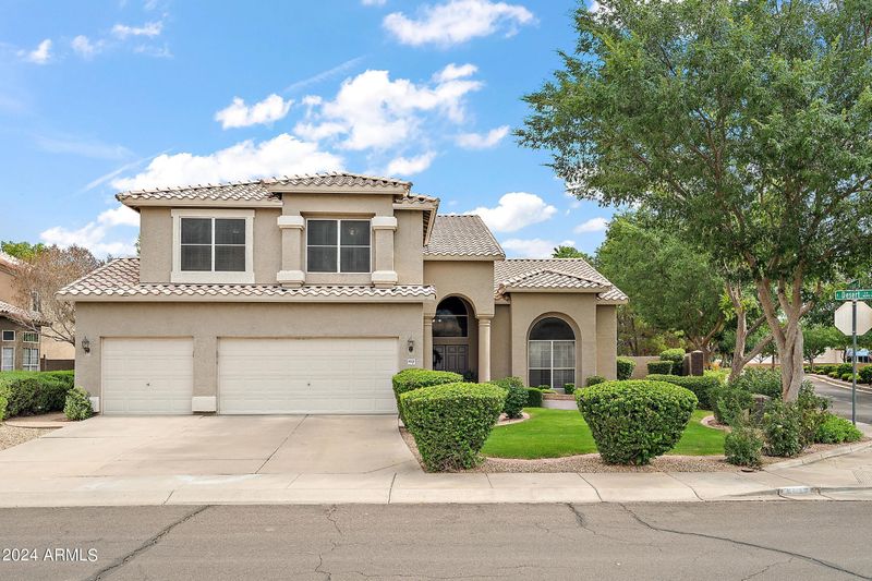 4618 E Desert Ln, Gilbert, AZ 85234