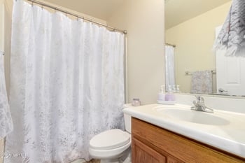 4618 Laurel Ct, Gilbert, AZ 85234