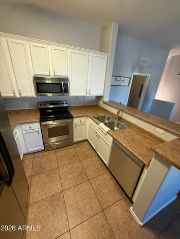 462 168th Ln, Goodyear, AZ 85338