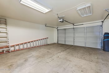 462 Christopher St, San Tan Valley, AZ 85140