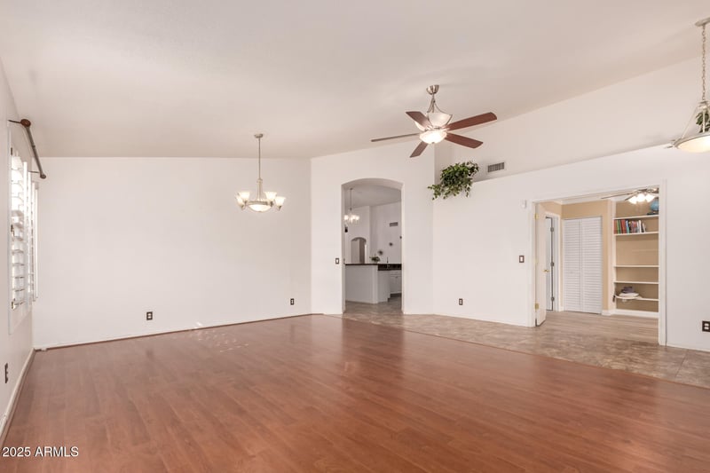 462 Pinto Dr, Gilbert, AZ 85296