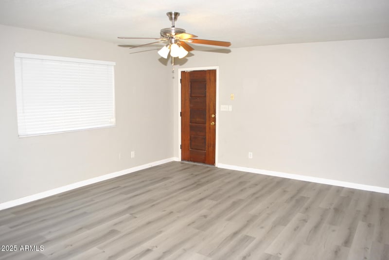 462 Royal Palms Dr, Mesa, AZ 85203