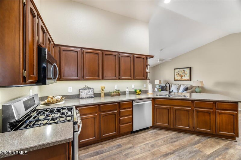 462 Teakwood Dr, Chandler, AZ 85248