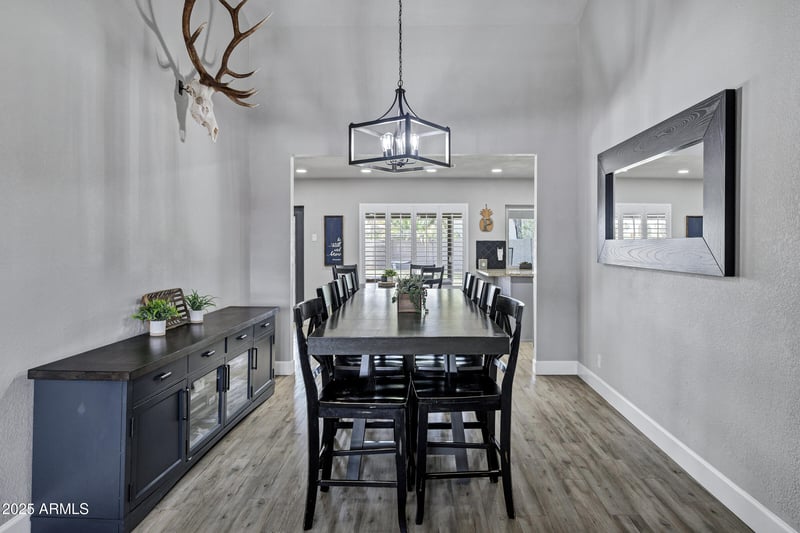 462 W Pampa Ave, Mesa, AZ 85210