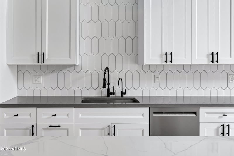 4621 Carmen St, Phoenix, AZ 85044