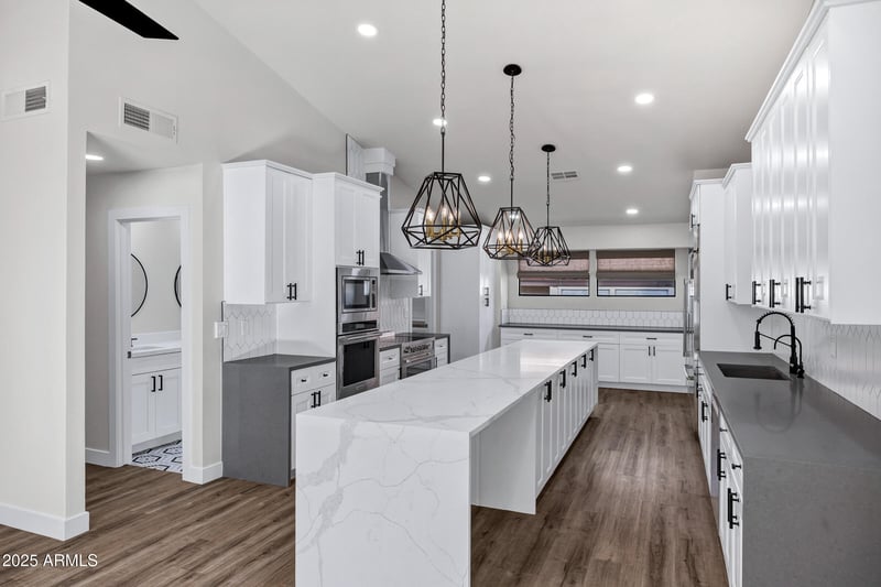 4621 Carmen St, Phoenix, AZ 85044