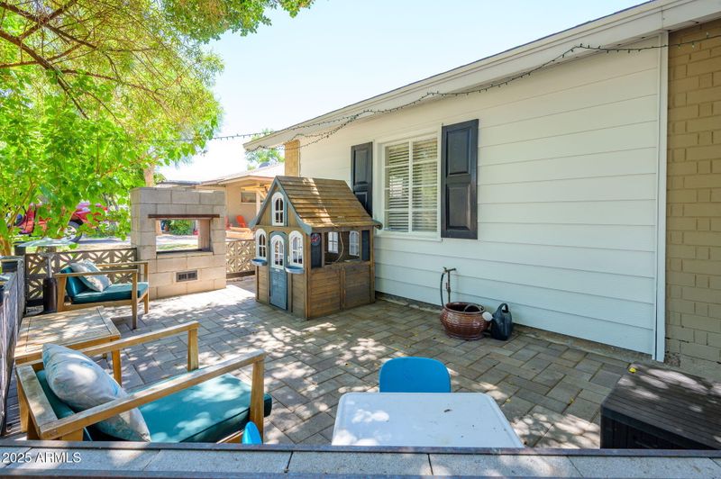 4621 E Edgemont Ave, Phoenix, AZ 85008