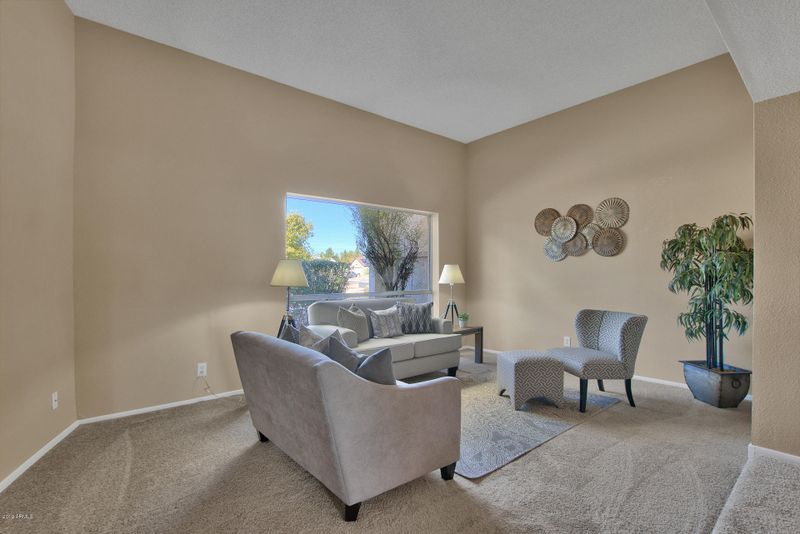 4621 E Sunrise Dr, Phoenix, AZ 85044