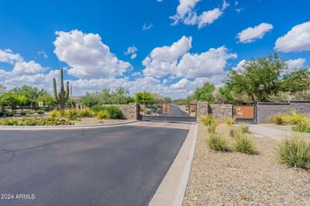 4621 E Walter Way, Phoenix, AZ 85050