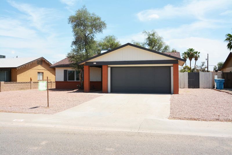 4621 N 75th Dr, Phoenix, AZ 85033