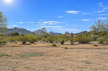 4621 Onyx Ave, Phoenix, AZ 85028