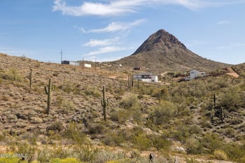 46210 36th Ave, New River, AZ 85087