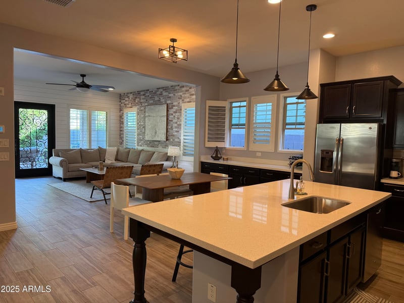 4622 Casitas Del Rio Dr, Phoenix, AZ 85050