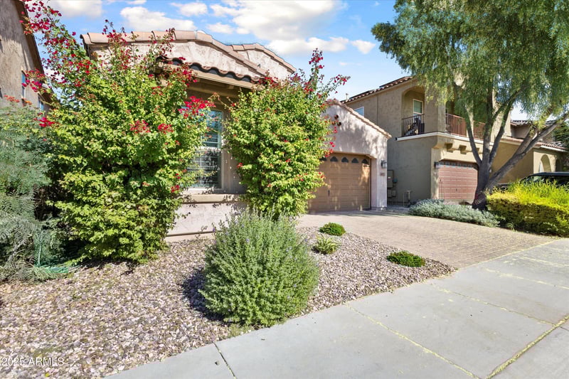 4622 Casitas Del Rio Dr, Phoenix, AZ 85050