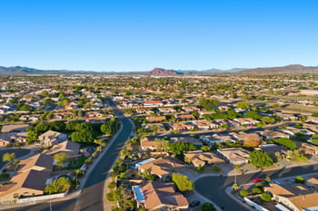 4622 Des Moines St, Mesa, AZ 85205