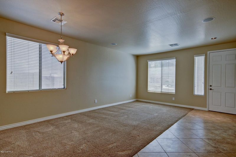 4622 E Gleneagle Dr, Chandler, AZ 85249
