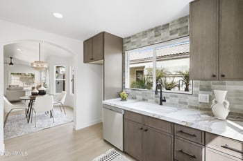 4622 E Grovers Ave, Phoenix, AZ 85032