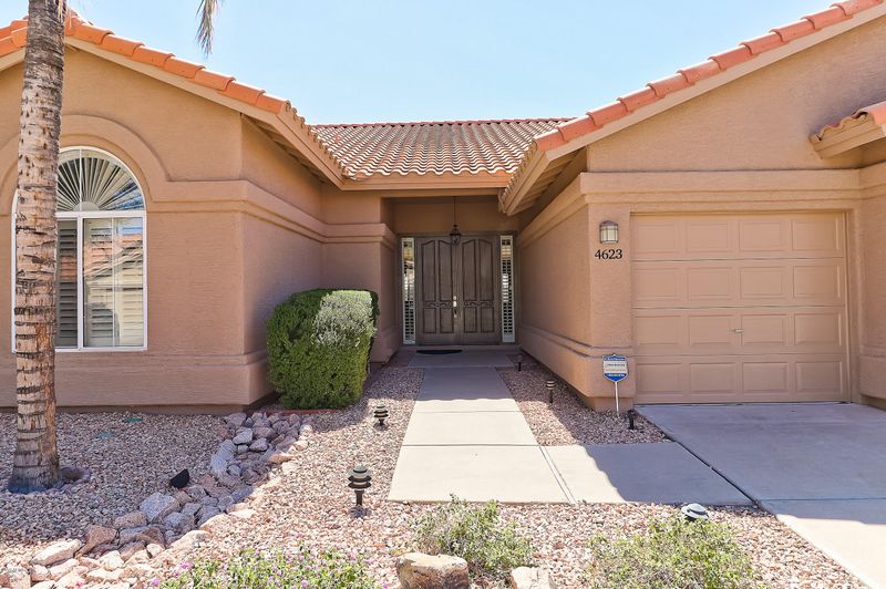 4623 E Hearn Rd, Phoenix, AZ 85032