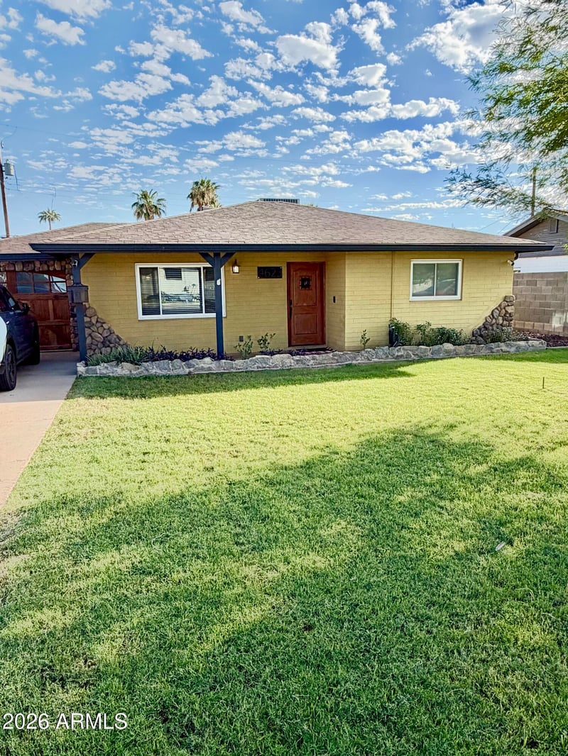 4623 E Holly St, Phoenix, AZ 85008