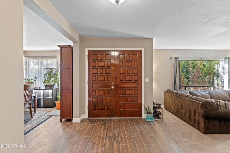 4623 E Karen Dr, Phoenix, AZ 85032