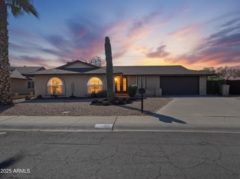 4623 Echo Ln, Glendale, AZ 85302