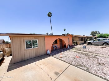 4623 Mission Ln, Glendale, AZ 85302