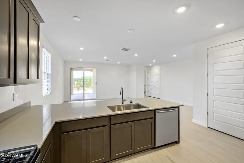 4624 Kenneth Ln, San Tan Valley, AZ 85143