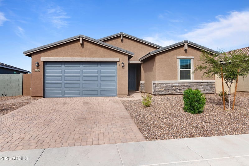 4624 Hannah St, San Tan Valley, AZ 85144