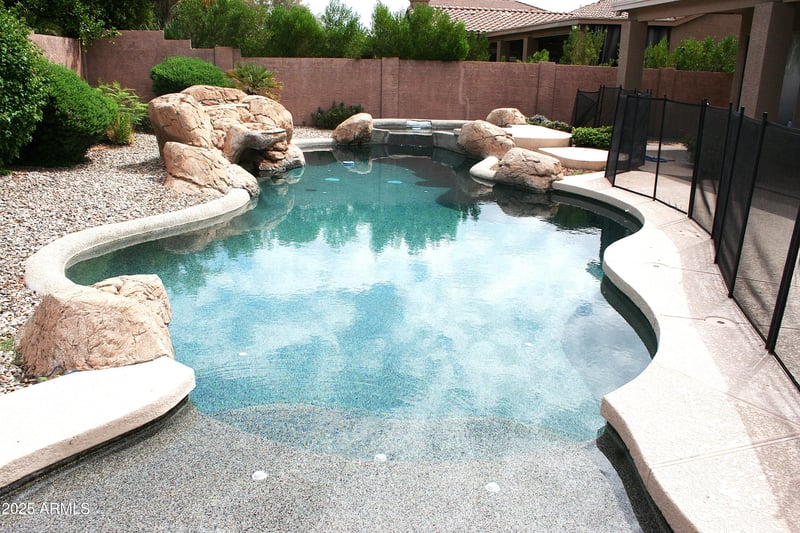 4624 Robin Ln, Phoenix, AZ 85050