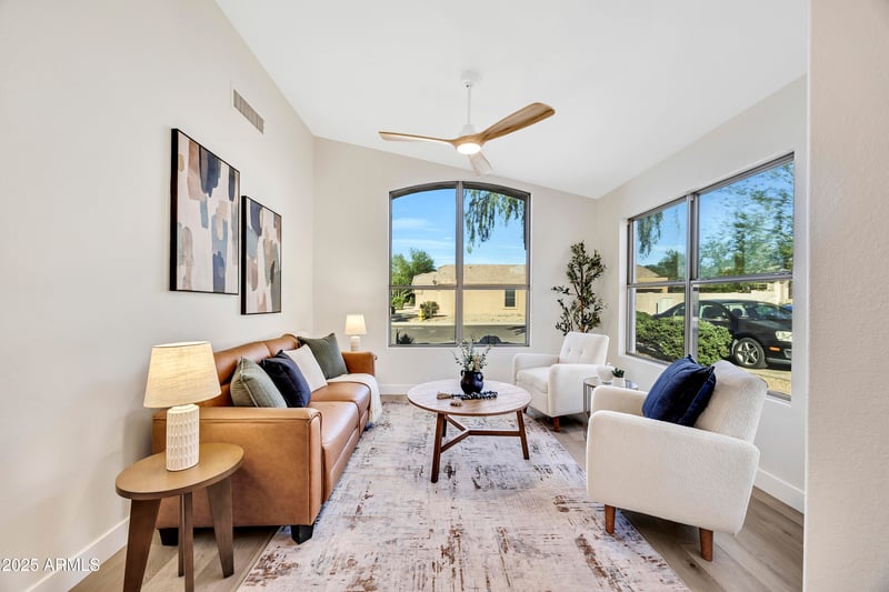 4625 Abraham Ln, Phoenix, AZ 85050