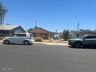 4625 S 2nd St, Phoenix, AZ 85040
