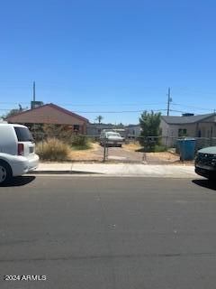 4625 S 2nd St, Phoenix, AZ 85040