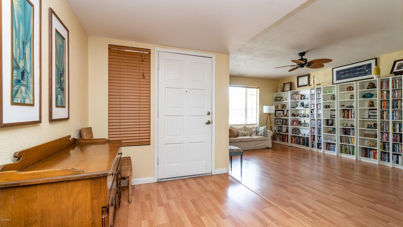 4626 E Paradise Ln, Phoenix, AZ 85032