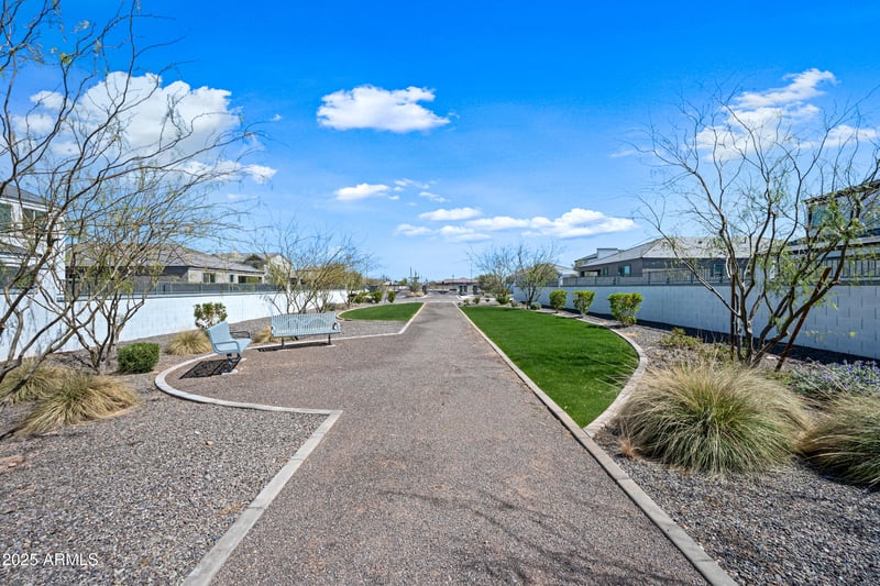 4627 23rd Way, Phoenix, AZ 85040