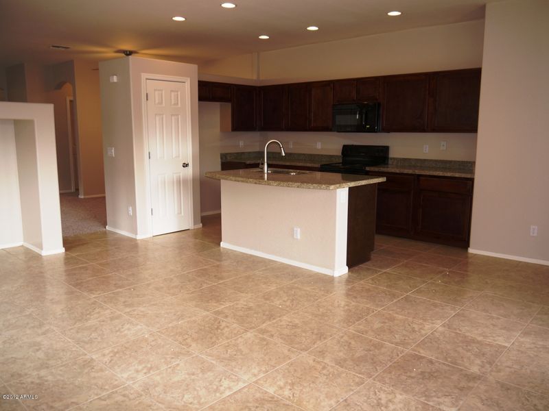 4627 W Rolling Rock Dr, Phoenix, AZ 85086