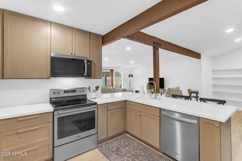 4628 Buffalo St, Chandler, AZ 85226
