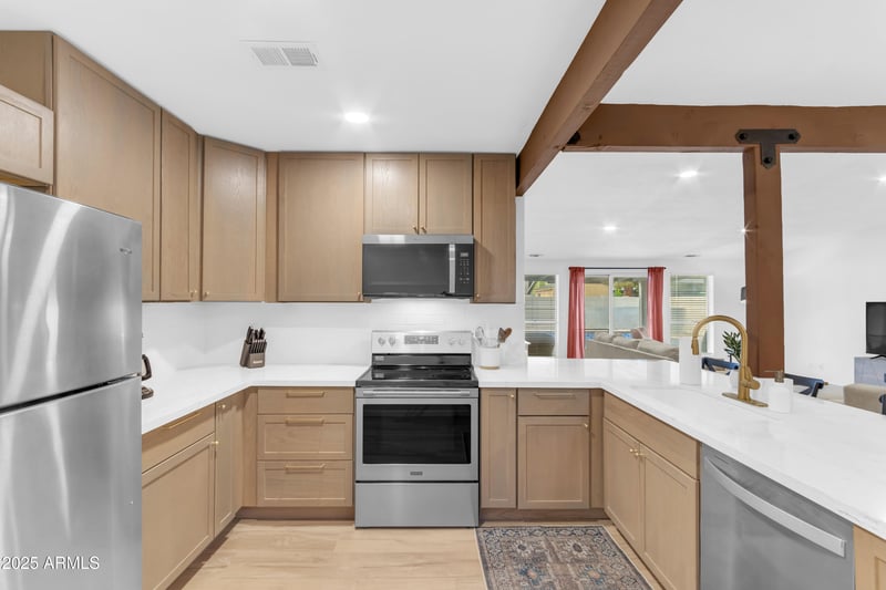 4628 Buffalo St, Chandler, AZ 85226