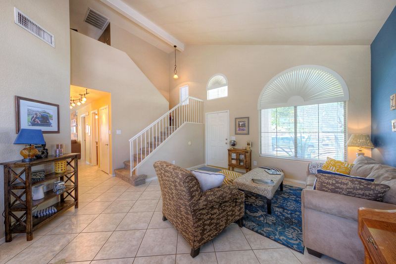 4628 E Goldfinch Gate Ln, Phoenix, AZ 85044