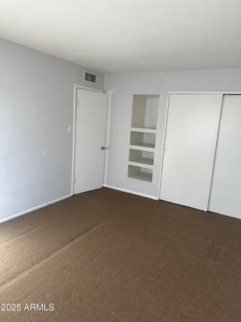 4628 Wood St, Phoenix, AZ 85040