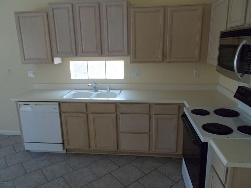 4629 E Dry Creek Rd, Phoenix, AZ 85044