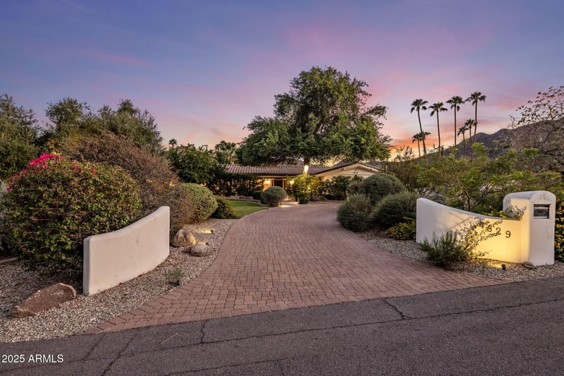 4629 E Sunset Dr, Phoenix, AZ 85028