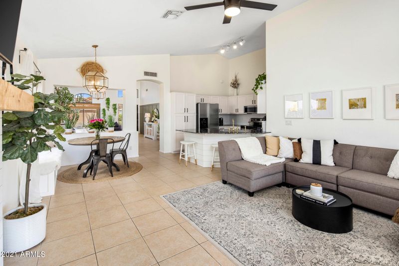 4629 E Villa Rita Dr, Phoenix, AZ 85032